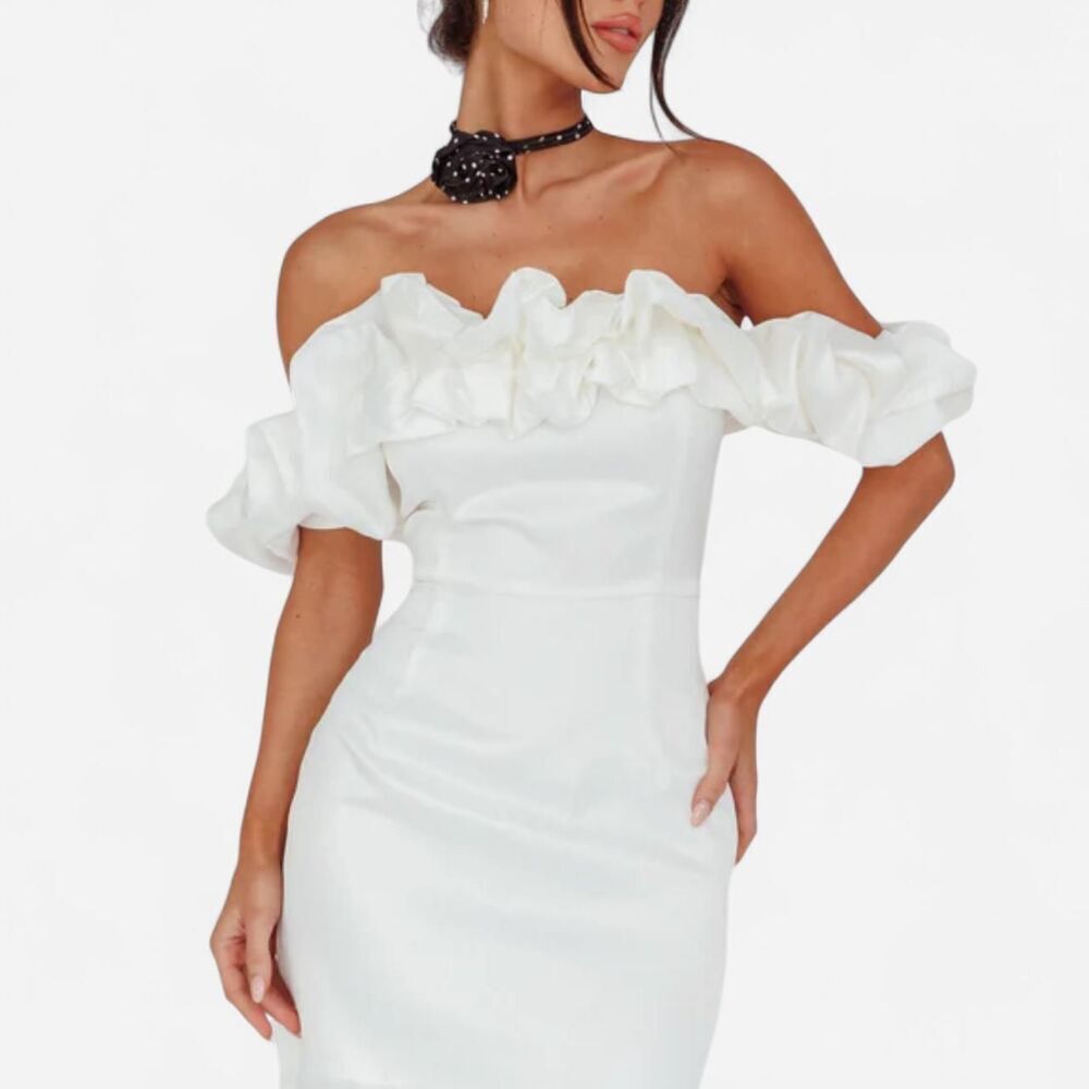 Selfie Leslie La Palma Dramatic Ruffle Off-Shoulder Mini Dress Coquette Large